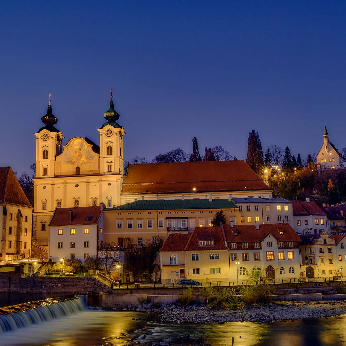 Steyr zur Blauen Stunde